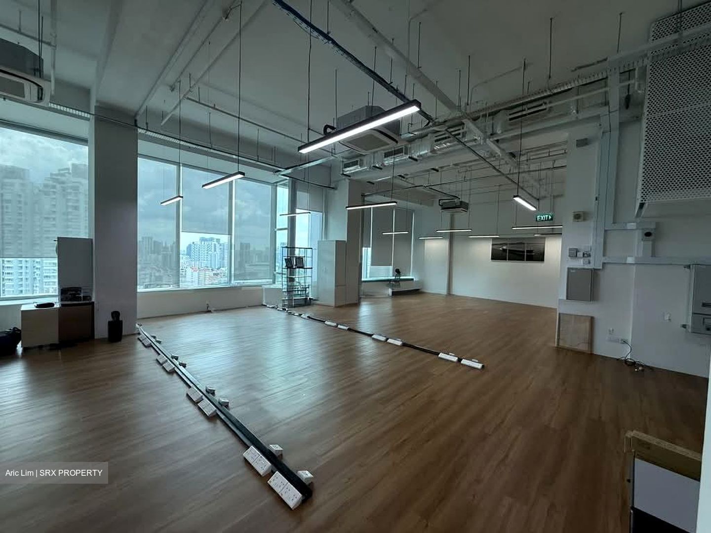 Arc 380 (D8), Office #536733771